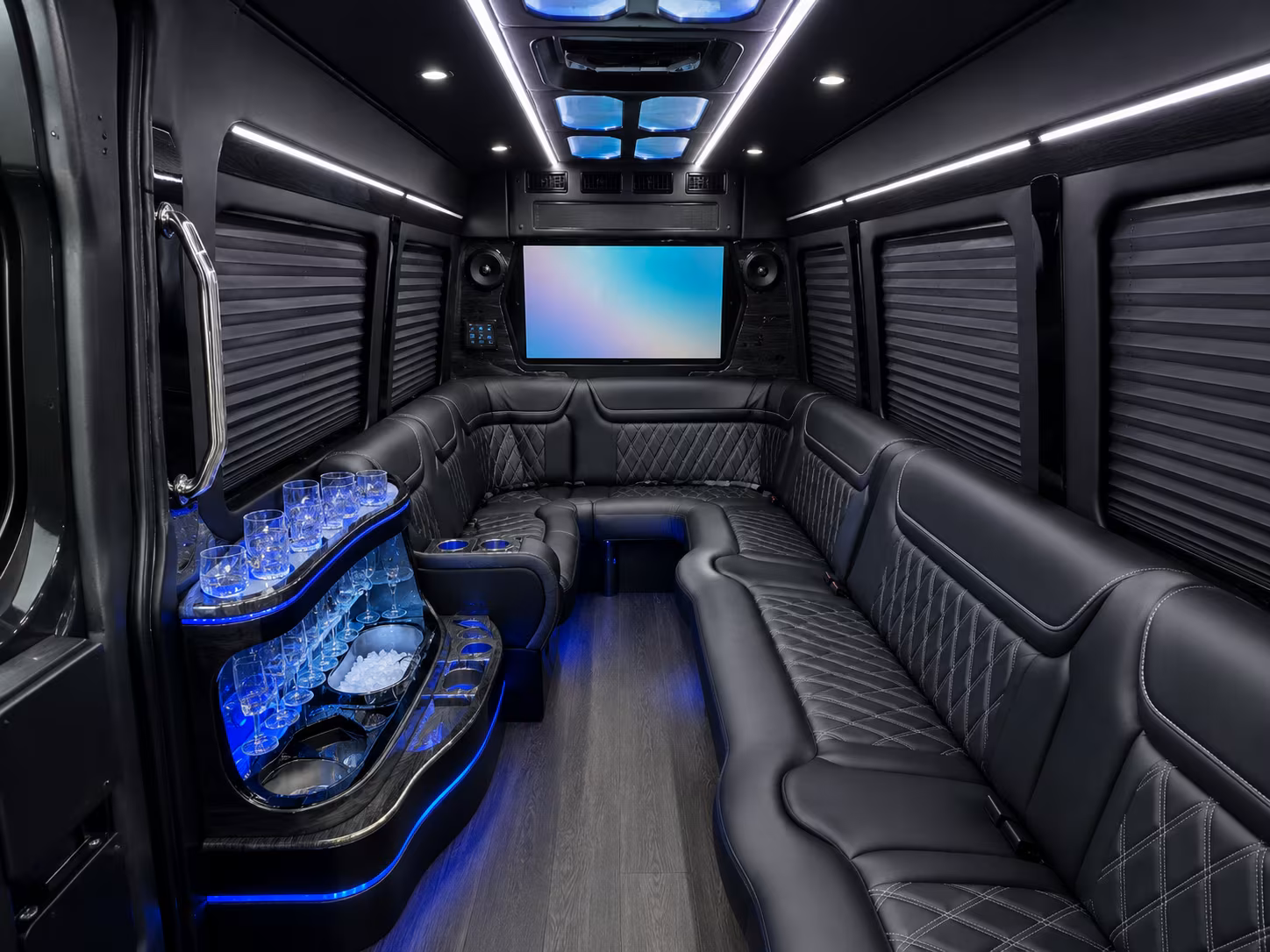 conference and convention shuttle buses from waterbury
