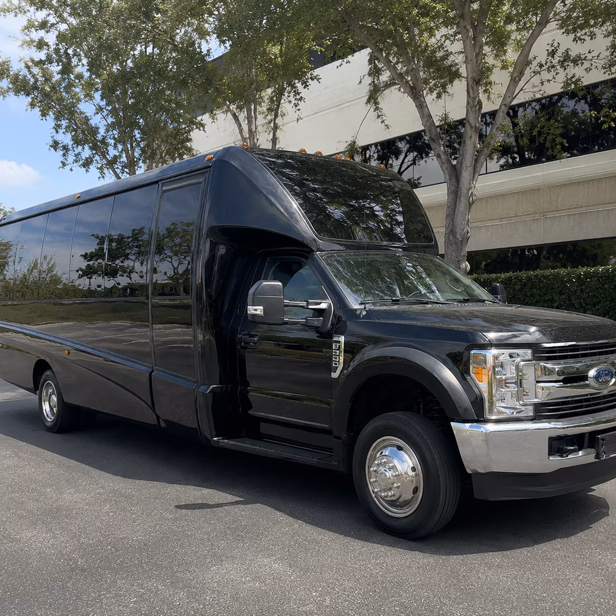 hartford new haven concert venues waterbury party bus rental