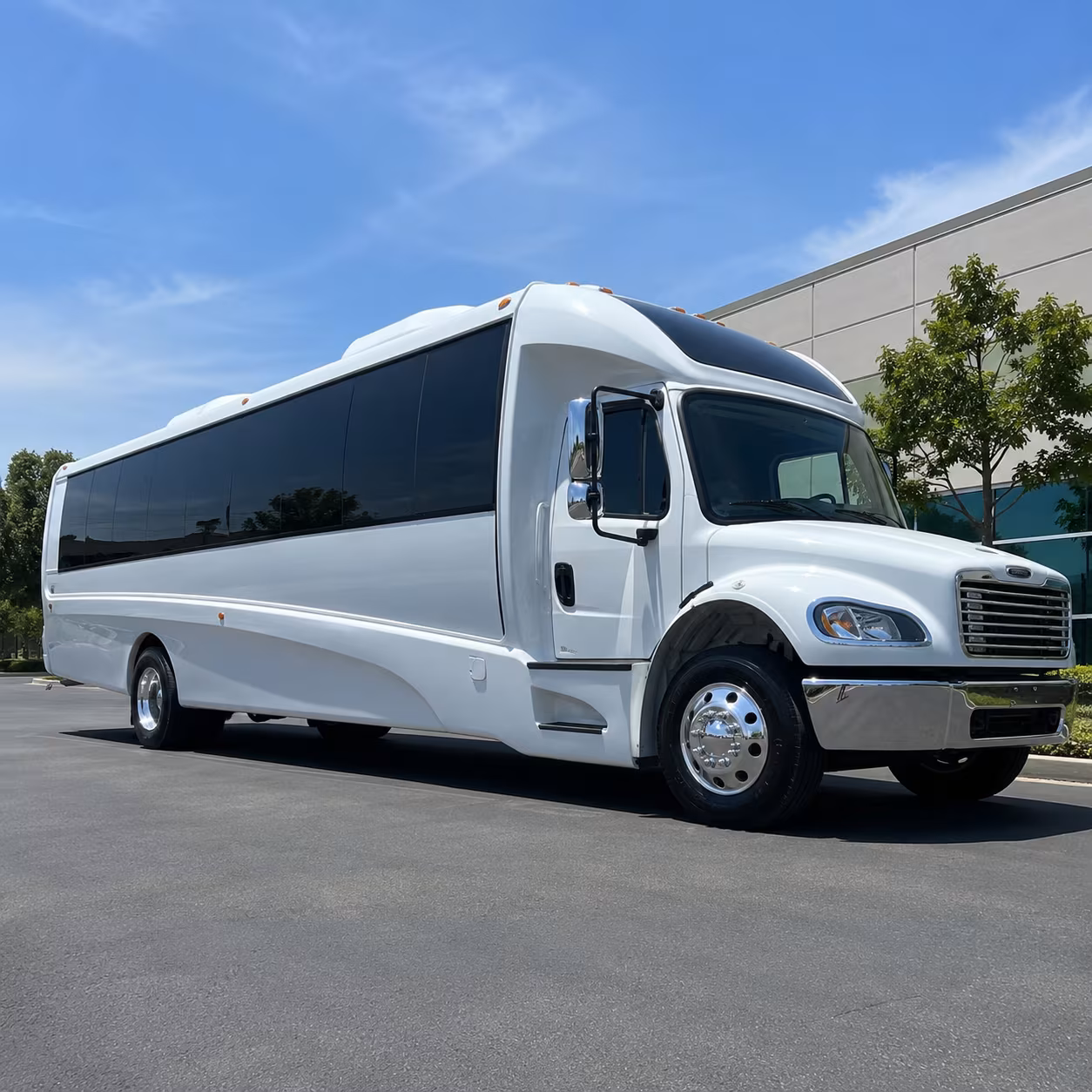 waterbury 25 passenger minibus