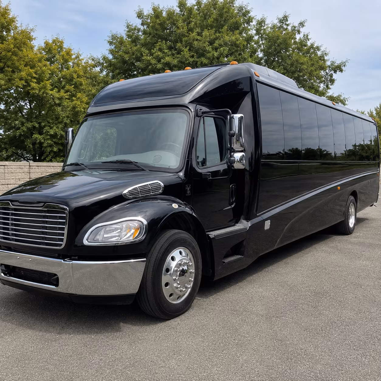 waterbury 30 passenger minibus